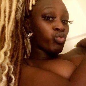 Meet your Posher, Natica